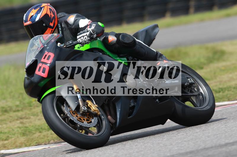 Archiv-2022/13 25.04.2022 Plüss Moto Sport ADR/Freies Fahren/66